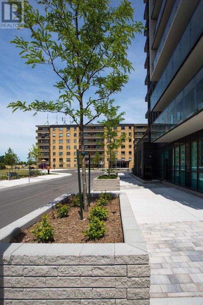 Building Photo - 80 Esther Lorrie Dr