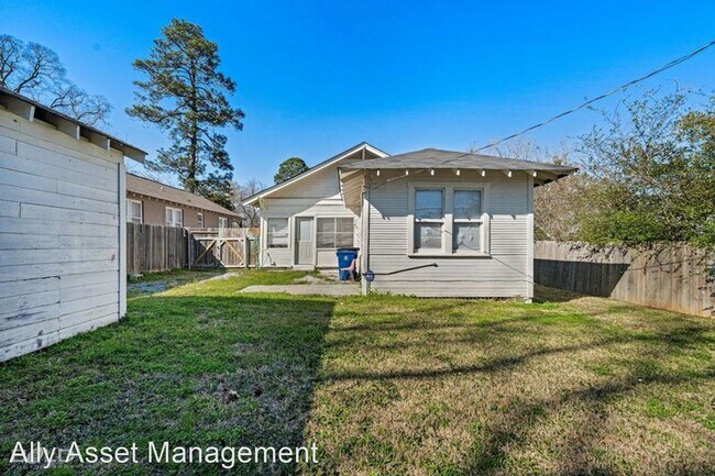 Foto del edificio - 3 br, 2 bath House - 127 Dalzell