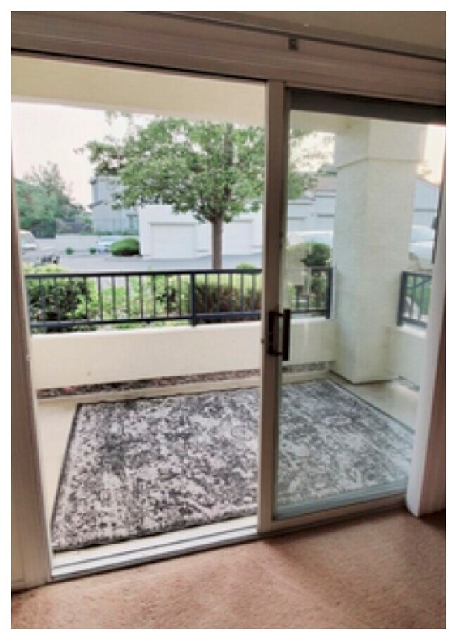 Patio - 611 Horizon Cv