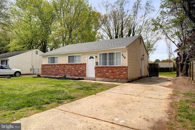 Building Photo - 112 Mitscher Rd