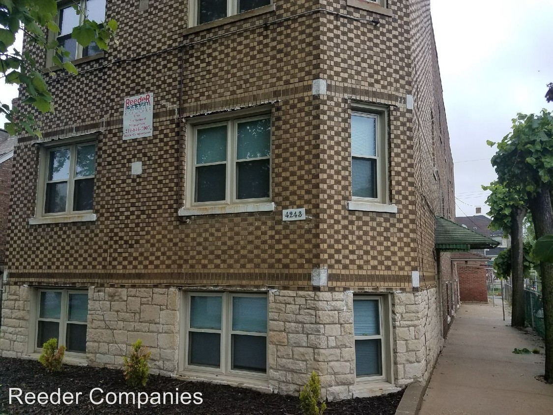 Primary Photo - 4243 Euclid Ave