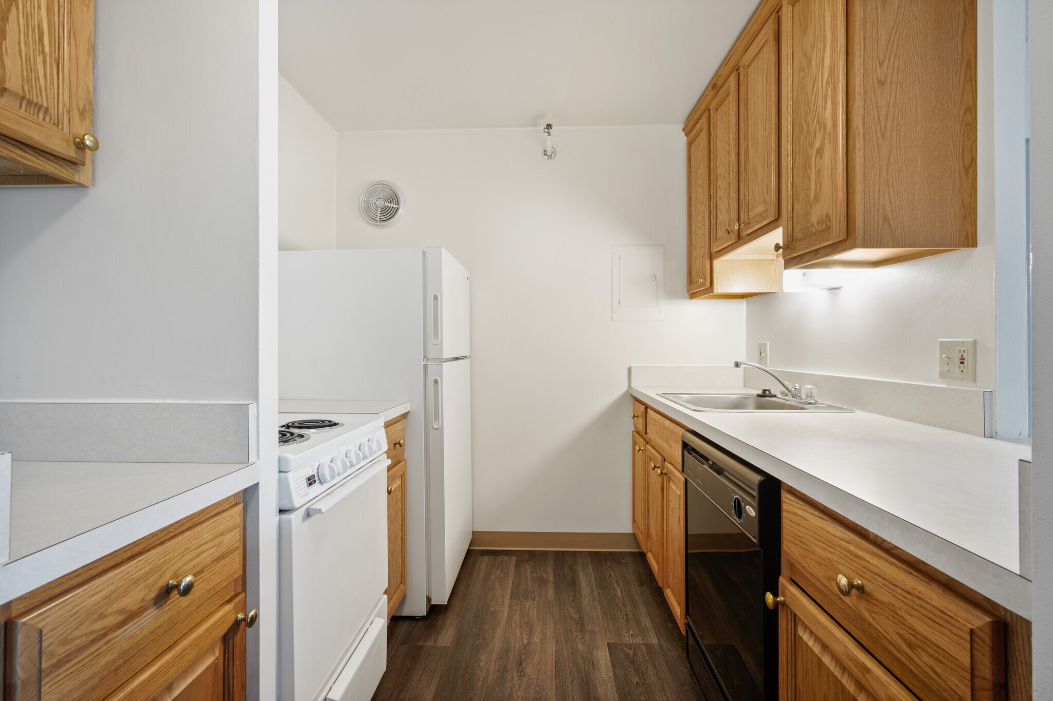 Independence Place Apartments: A 55 and Be... – photo 2