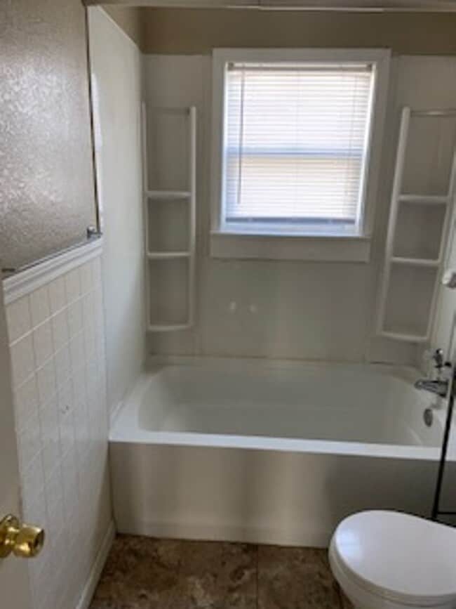 Foto del edificio - COMING SOON!