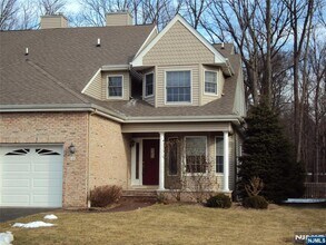 Building Photo - 87 Trotters Ln