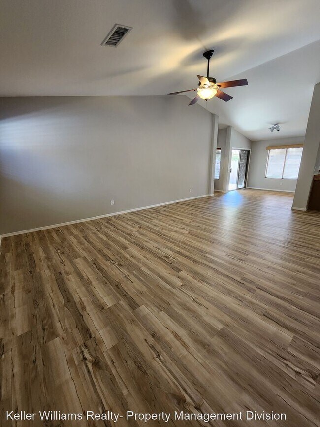 Foto del edificio - 4 br, 2 bath House - 10239 E Kiva Ave 2124...