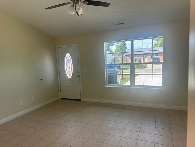 Living Room - 461 Virginia Ct