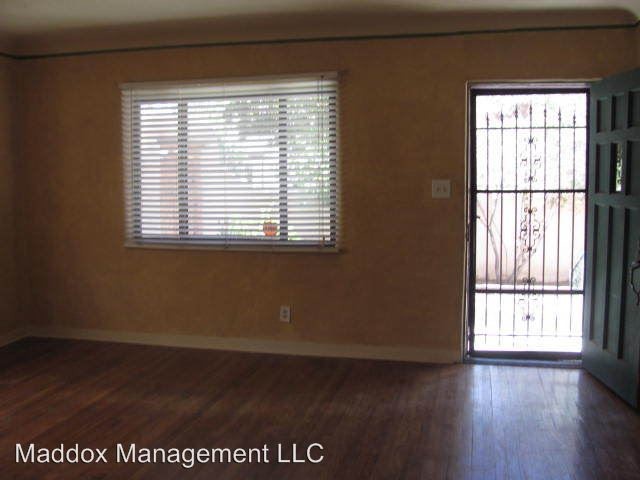 Foto del edificio - 420-422 Carlisle Blvd NE