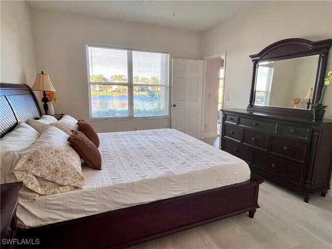 Foto del edificio - 6920 Huntington Lakes Cir