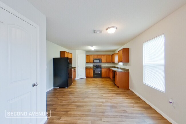 Building Photo - 29 Rockwell Ln
