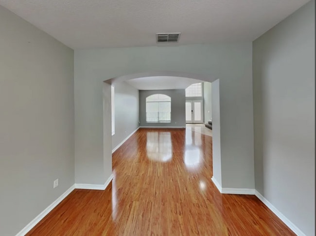 Building Photo - 5096 Hook Hollow Cir