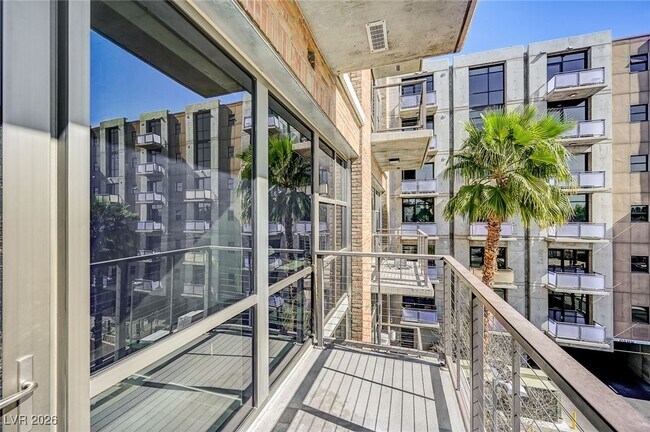 Foto del edificio - 353 E Bonneville Ave