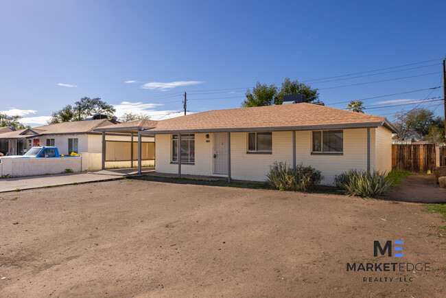 Foto del edificio - 3Bed/2Bath House on 47th/Indian School! $9...