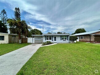 Building Photo - 928 58th Ave N