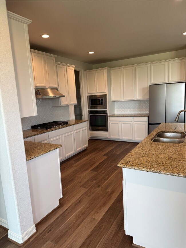 Foto del edificio - 1215 Redstone Glen Ln