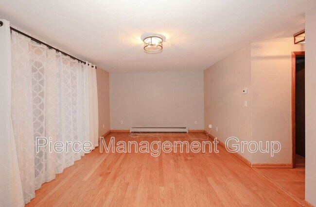 Foto del edificio - 9 Savage Ct