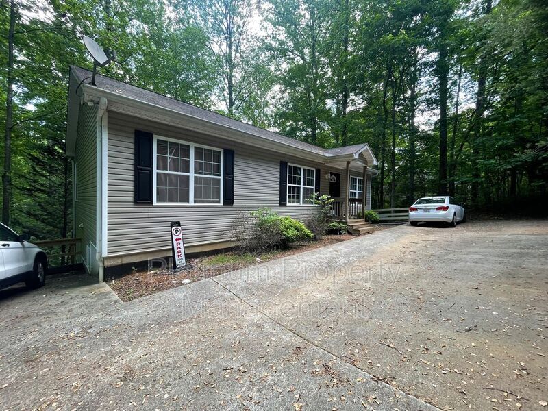 Foto principal - 112 Price Ln