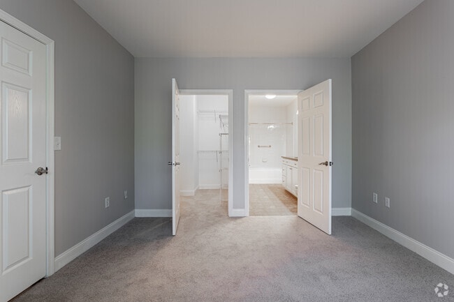 2BR, 2BA - The Commons at Boston Road