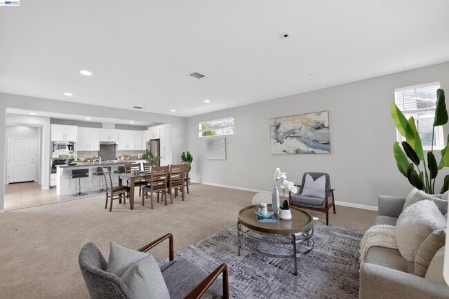 Foto del edificio - 1005 S Fowler Ln