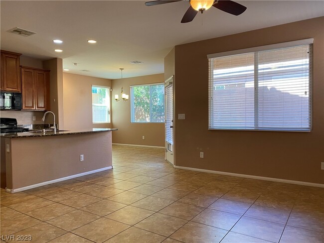 Building Photo - 9332 W Pearblossom Sky Ave