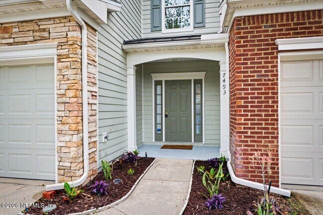 Foto del edificio - 7493 Devondale Way