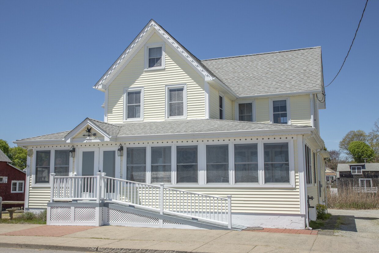 Primary Photo - 283 Seaside Ave