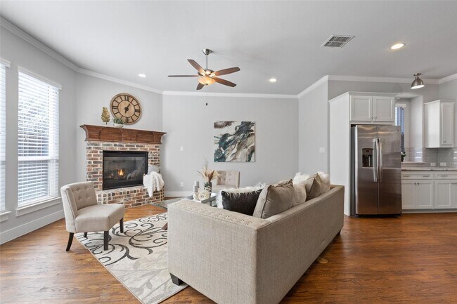 Building Photo - 406 Hearth Terrace