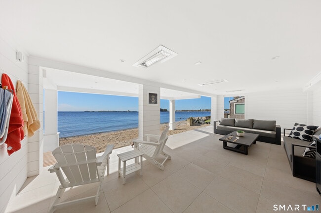 Foto del edificio - 14 Cockenoe Dr