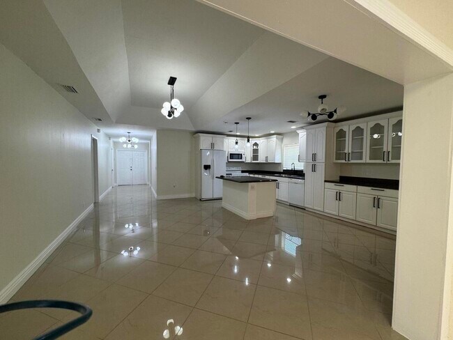 Building Photo - 20844 Concord Green Dr W