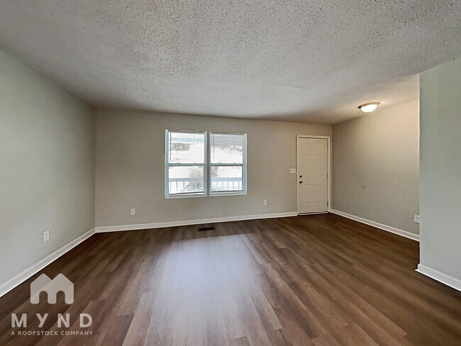 Building Photo - 1521 6th Way NW