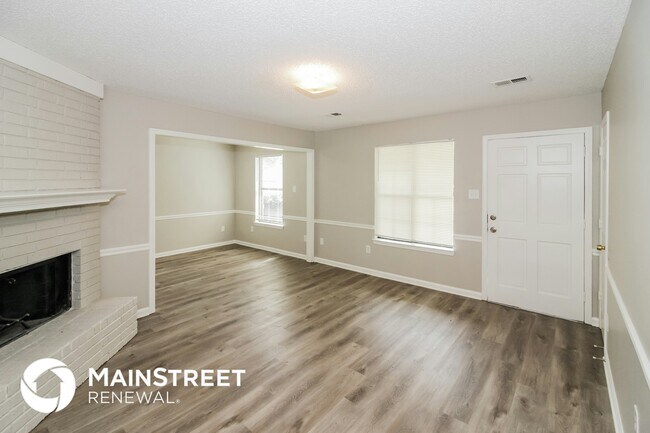 Foto del edificio - 4354 Rosswood Dr