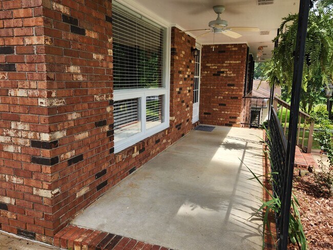 Foto del edificio - 3 Bedroom 2 Bath home in North Columbus
