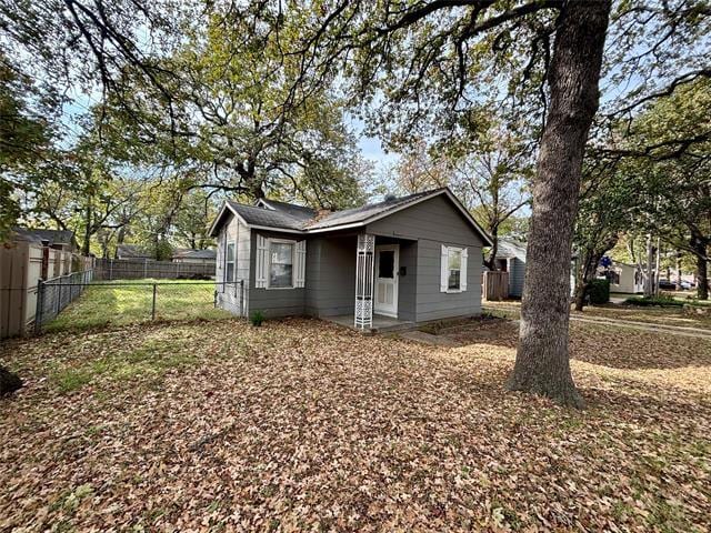 Building Photo - 5605 Thomas Ln