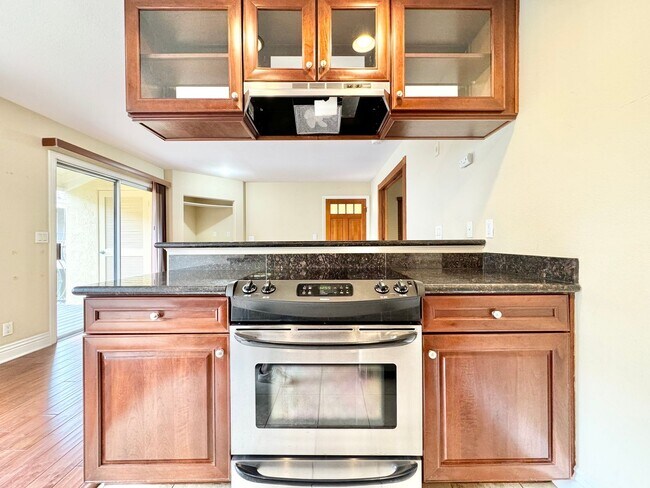 Foto del edificio - Cozy 1B/1BA w/ Hardwood Floors, Washer/Dry...