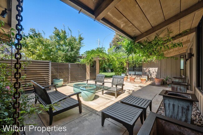 Foto del edificio - 3 br, 2.5 bath House - 752 Orange Avenue
