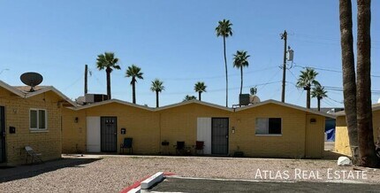 Building Photo - 757 E Millett Ave