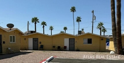 Building Photo - 757 E Millett Ave