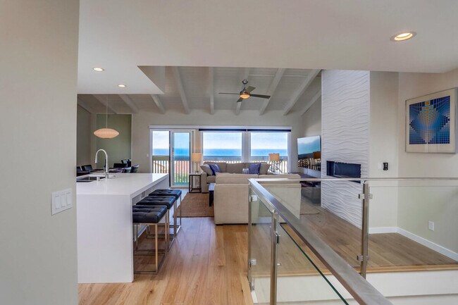 Foto del edificio - 450 S Sierra Ave