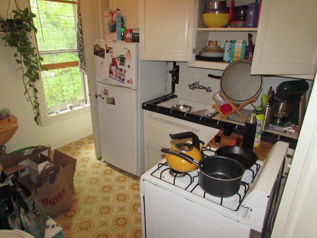 Kitchen - 421 W Gilman St