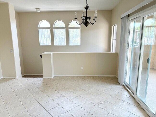 Foto del edificio - Beautiful Condo Available in Murrieta