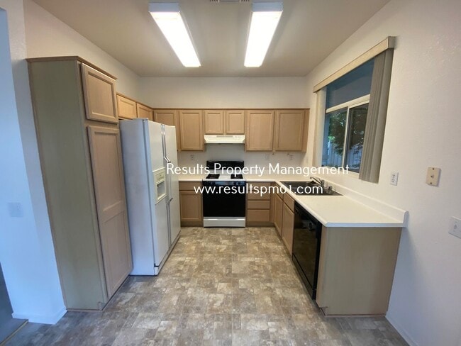 Building Photo - Sun City Roseville 55+ Community