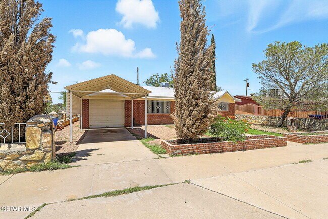 Foto del edificio - 5709 Hemmingway Dr
