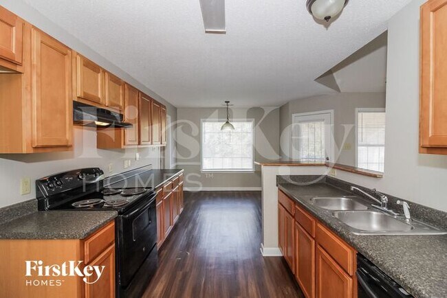 Building Photo - 7208 Amberly Way Dr
