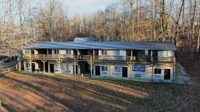 Building Photo - 75 Forest Glenn Dr