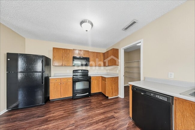 Building Photo - 10395 Carrington Way