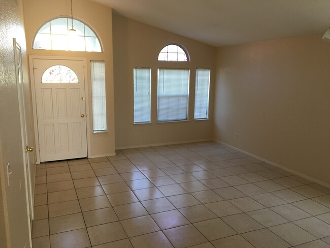 Building Photo - House