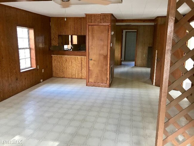 Building Photo - 2 br, 1 bath House - 167 SHACKLEFORD