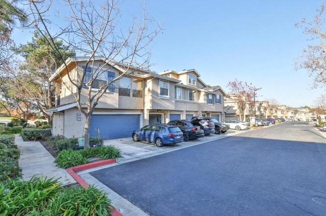 Building Photo - 114 Niguel Ln