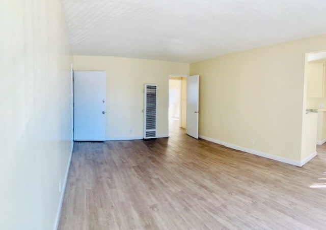 Building Photo - 3862 Potomac Ave