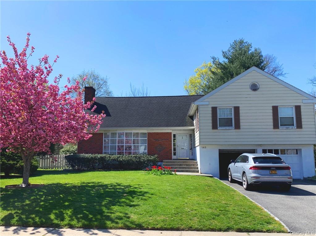 Foto principal - 148 Highland Ave