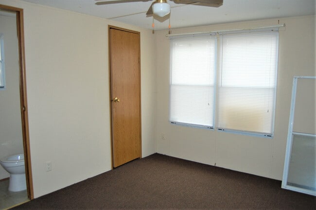 Building Photo - 3/1.5 in The Park at Hwy 16 Unit #5; Locat...
